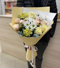 Букет цветов из:  Альстромерии, Розы и Хризантемы в Кикерино