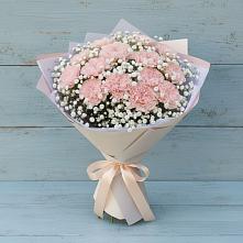 Букет цветов из:  Гвоздики #REPLACE_PRED# Кикерино