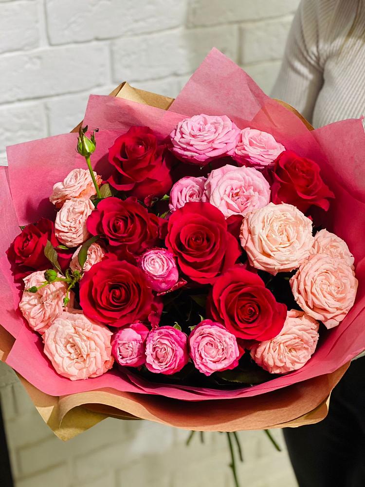 Букет цветов из: Розы в Кикерино