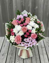 Букет цветов из:  Альстромерии, Гвоздики, Розы и Хризантемы в Кикерино