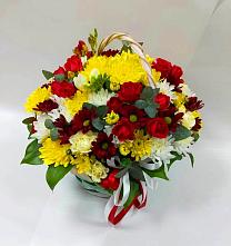 Цветочная композиция из Хризантемы и Розы в корзине в Кикерино