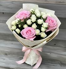Букет цветов из:  Розы в Кикерино