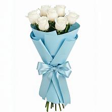 Букет 7 белых роз Проуд в Кикерино