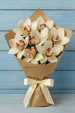 Букет цветов из:  Орхидеи и Розы в Кикерино